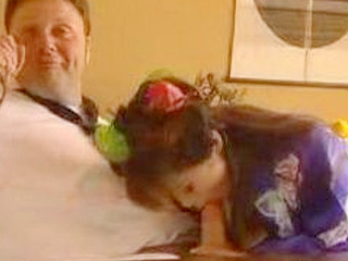 Japanese Pornstar Nippon Sucks Foreigner's Humongous Cock in Tokyo XXX